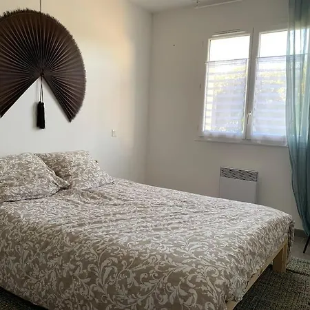 Au Calme Et Proche De Toutes Les Commodites Tatil Evi